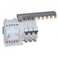 HX3 HŘEBEN 3P+N 6MODULOVÝ LEGRAND 405200