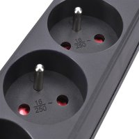 4z prodlužovací přívod, 3m, 3 x 1mm2, černý SOLIGHT PP28