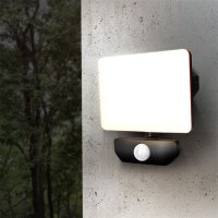 LED reflektor Quick se sensorem 20W 1700lm 4000K IP44 černý SOLIGHT WM-20WS-Q