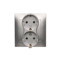 Zásuvka dvojnásobná typu Schuko s clonkami 16A, 250V, stříbrná matná