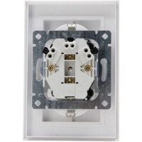 HK07 - Double earthed socket outlet with