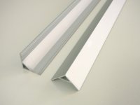 R5 -1m rohový plný ALU profil T-LED 09406