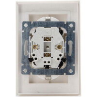 HK07 - Double earthed socket outlet with