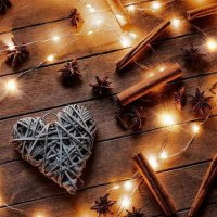 Vánoční řetěz měděný, 100x mini LED, 10m, 3 x AA, teplé světlo SOLIGHT 1V54-WW