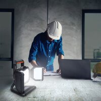 LED reflektor 30W, přenosný, nabíjecí, 3000lm, oranžovo-černý SOLIGHT WM-30W-RE