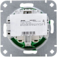 940008004 HK07 - Earthed socket outlet w