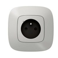 Valena Allure with Netatmo - spínaná zásuvka, hliník LEGRAND 752793