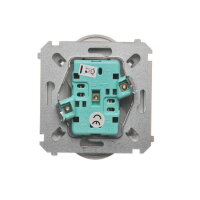 dvojitá zásuvka bez uzemnění se clonami elektrických kolejí stříbrná