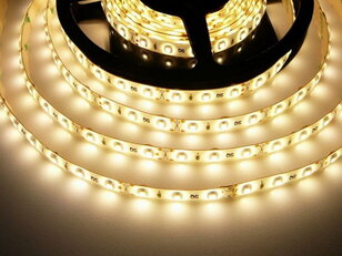 SQ3-W300-WW pásek teplá bílá zalitý T-LED 07114