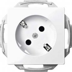 Merten Zásuvka 250V/16A SCHUKO 45stupňů,System M Active SCHNEIDER MTN2370-0325