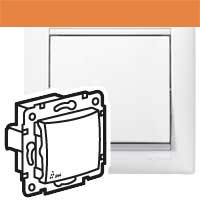 VA BÍLÁ KŘÍŽOVÝ PŘEP. Č.7 IP44 LEGRAND 770097RD