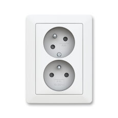 ABB ZONI Zásuvka dvojnásobná s ochr. kolíky matná bílá 5513T-C02157 240