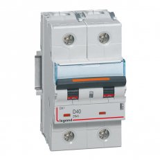 DX3 JISTIČ, 2 PÓLOVÝ, CHAR. D,40A 25KA LEGRAND 409824