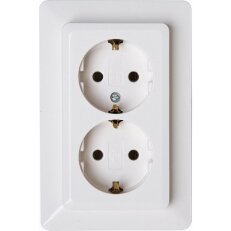 917213007 Double earthed socket outlet,