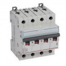 DX3 JISTIČ, 4 PÓLOVÝ, CHAR. D,32A 10000A/16KA LEGRAND 409536