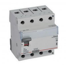Legrand 411848 DX3 CHRÁN. 4P 40A 300MA B