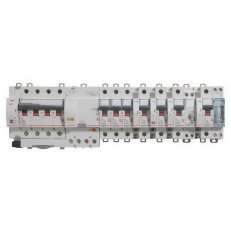 DX3 JISTIČ, 4 PÓLOVÝ, CHAR. C,32A 10000A/16KA LEGRAND 409339