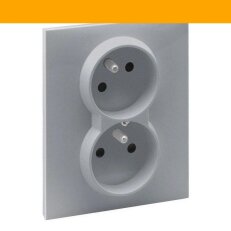 SUNO HLIN. ZÁSUVKA 2X2P+T CL. LEGRAND 721382RD