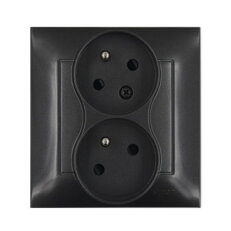 Zásuvka dvojnásobná s uzemněním, pootočená 16A, 250V, s clonkami, antracit mat