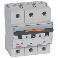 DX3 JISTIČ, 3 PÓLOVÝ, CHAR. C,40A 25KA LEGRAND 409785