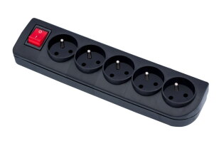 GN-50W-2 Pětinásobná s uzemněním a vypínačem černá ELGOTECH 20500133