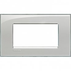 BTICINO LIVINGLIGHT RÁMEČEK HRANATÝ 4MODULOVÝ LEDOVĚ BÍLÁ LNA4804KG