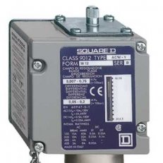 Schneider ACW25M129012 Tlakový spínač kovový, pomocné obvody