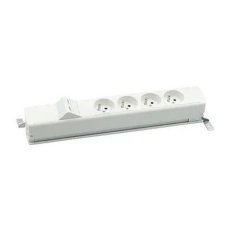 Standardní zásuvkový blok  4x 250 V typ
