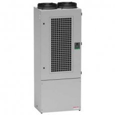 Schneider NSYCU15K3P460 Klimatizace 15150W, boční montáž, 460V, standard