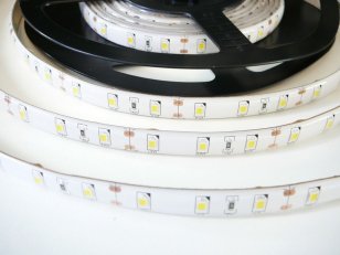 SB3-W300-WW zalitý pásek teplá bílá T-LED 07704