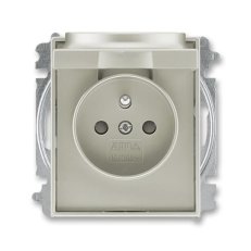ABB TIME Zásuvka chráněná s clonkami a víčkem starostříbrná 5519E-A02397 32