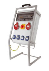 Zásuvková skříň FAMATEL vf62524 IP54 jištěná s chráničem 63/4/003-A na stojanu