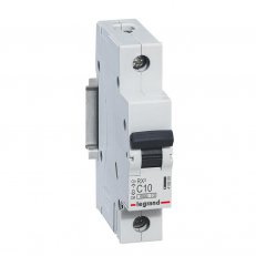 RX3 JISTIČ, 1 PÓLOVÝ, CHAR. C, 10A 6000A LEGRAND 419200