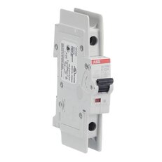 ABB SU201M-K32 jistič char. K 10kA 32A 1P  dle UL489 a CSA 22.2 No. 5