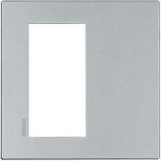 Legrand HW4824HC BTAX RÁMEČEK 4M ETÉRIS HLINÍK