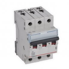 TX3 JISTIČ, 3 PÓLOVÝ, CHAR. D, 32A 6000A LEGRAND 403758