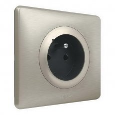 CLNA ZÁSUVKA 2P+T TITAN LEGRAND 67775