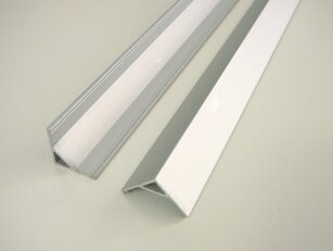 R5 -1m rohový plný ALU profil T-LED 09406