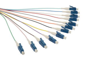 Pigtail 9/125 LCupc SM OS 1,5m, balení 12ks - barvy SOLARIX 70221199