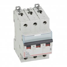 DX3 JISTIČ, 3 PÓLOVÝ, CHAR. C,32A 10000A/16KA LEGRAND 409257