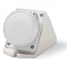Nástěnná zásuvka IEC309 do 50V, šikmý box 2P, 16A, 40-50 V, IP67 SCAME 535.01611