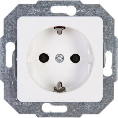 112613086 Earthed socket outlet with shu