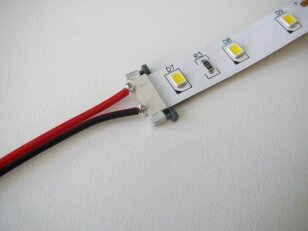 1barva spojka s kabelem 10mm