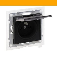SUNO ČERNÁ ZÁS.2P+T CL. IP44 LEGRAND 721486RD