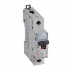 DX3 JISTIČ, 1 PÓLOVÝ, CHAR. D,32A 10000A/16KA LEGRAND 409435