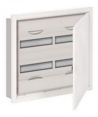 Zapuštěná rozvodnice ABB U32R2 -48M s dveřmi