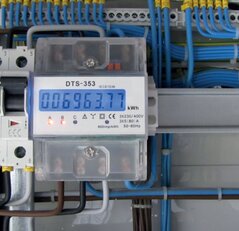 Elektroměr DTS 353-L 80A, 4,5mod., LCD, 3-fáz., 1-tar., podružný ELEMAN 1000883