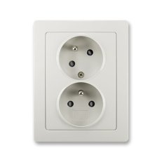 Dvojzásuvka s natočenou dutinou 5513J-C02357 S1 světle šedá Swing L ABB