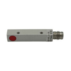 Kvádrový indukční senzor AECO SIPA8-C2 PNP NC H1
