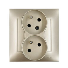 Zásuvka dvojnásobná s uzemněním, pootočená 16A, 250V~, zlatá matná, metalizované